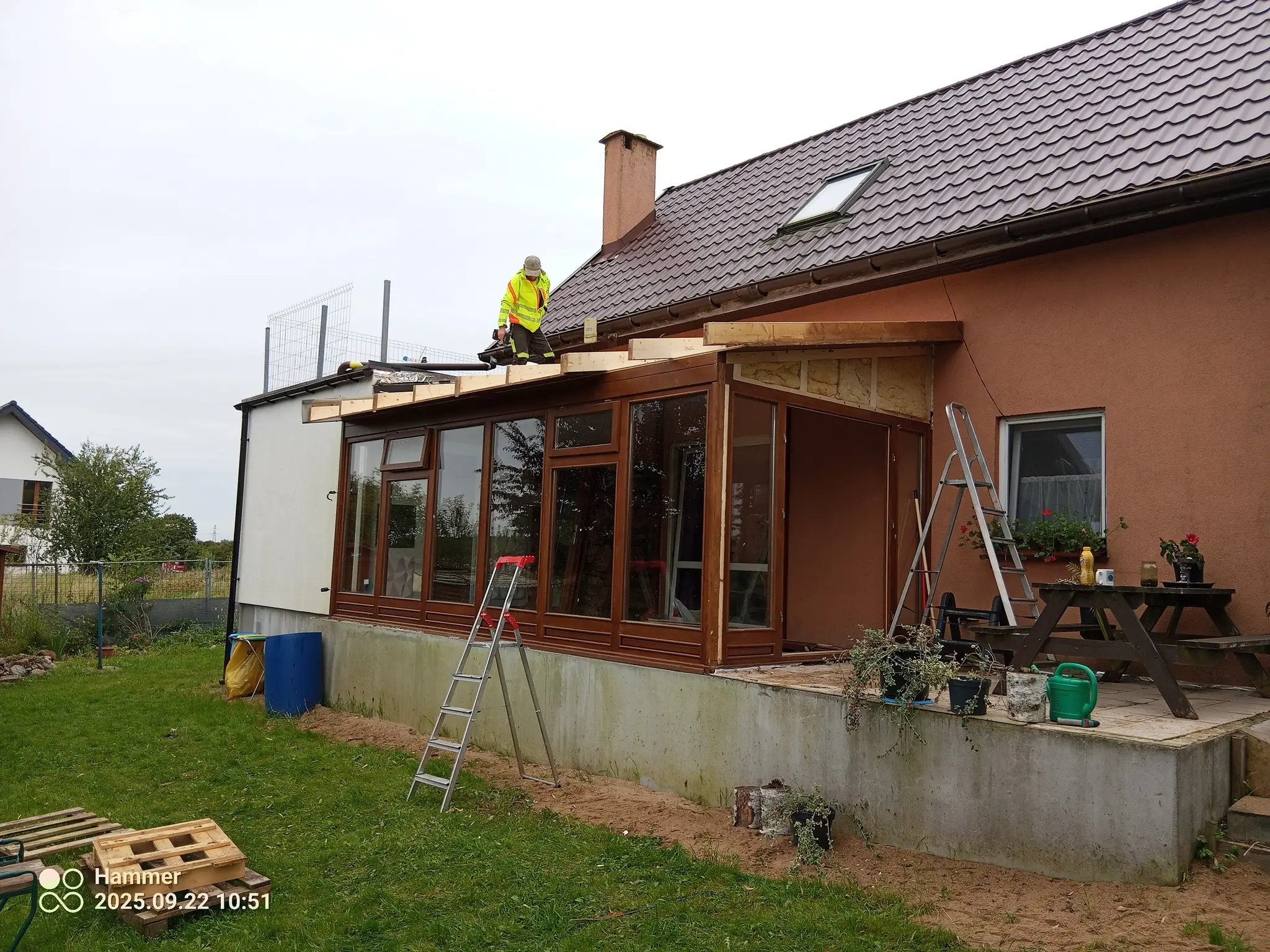 Rozbiórka ogrodu zimowego z odzyskiem 3