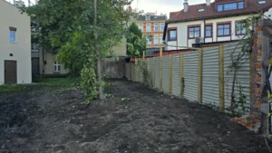 Wyburzenie budynku gospodarczego 9