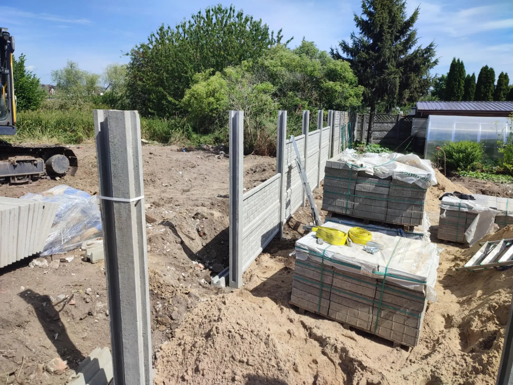 Wyburzenie budynku i ułożenie płyt pod nowy 1