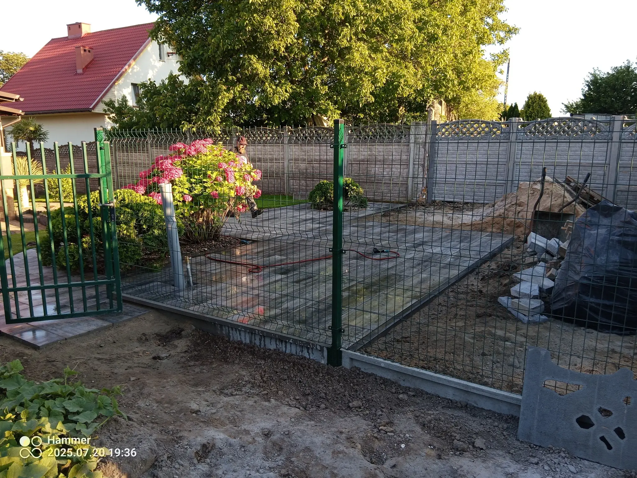 Wyburzenie budynku i ułożenie płyt pod nowy 5